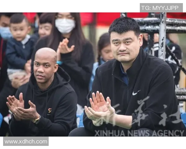 姚明与马布里重聚再续篮球情缘共同回忆辉煌岁月与友谊的力量