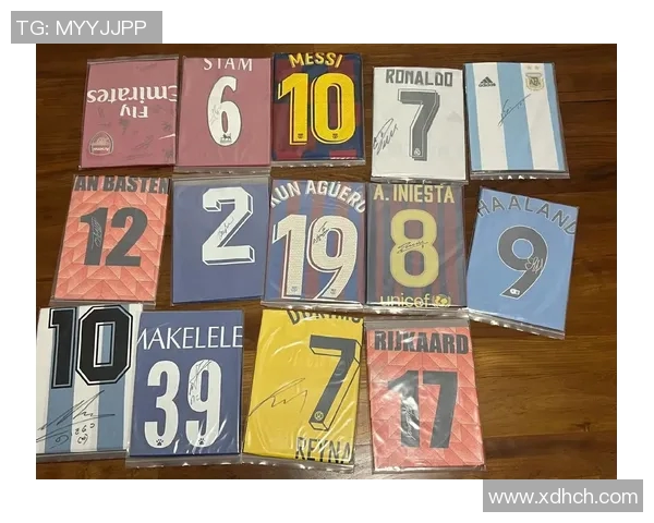 足球明星亲自签名球衣在西安热销引发球迷热潮